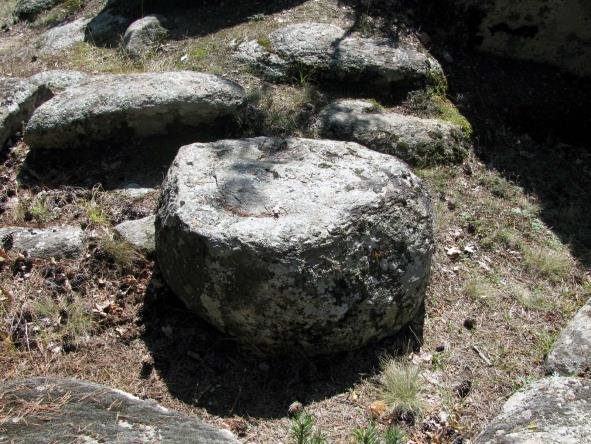 The-stone-altar-standing-on-the-line-of-the-main-astronomical-azimuth-of-the-sanctuary